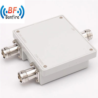 4.3-10 F-Schnittstelle Dual-Band Low Pim Combiner 380-960 1710-2700 MHz Dual-Band Abdeckung