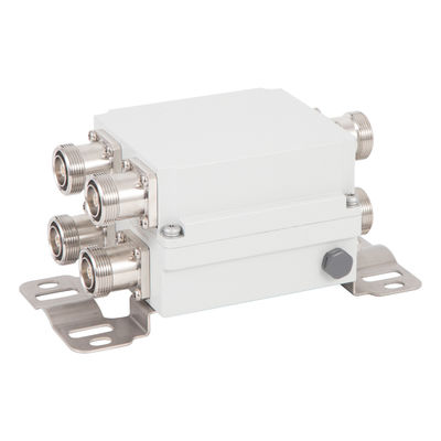 4.3-10 F-Schnittstelle Dual-Band Low Pim Combiner 380-960 1710-2700 MHz Dual-Band Abdeckung
