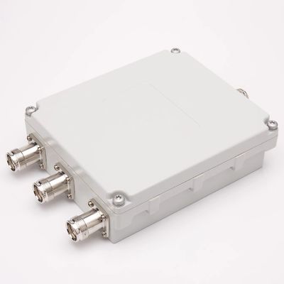 Quad-Band Low Pim RF Combiner 1710-2700MHz mit 4.3-10-F DIN-F-Anschlusspaket