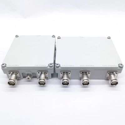 Außen-Drei-Band-Low-Pim-Kombinator RF-Kombinator 698-960 1710-2170 2300-2700MHz IP65