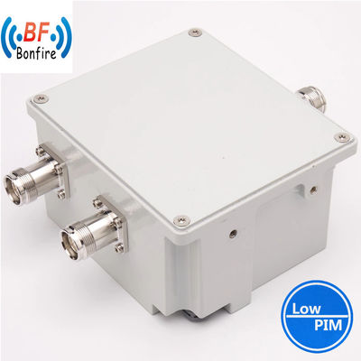 Außenfrequenzpassives Doppelgerät Dual-Band-Kombinator 690-960/1710-1920MHz Hohlraumdiplexer