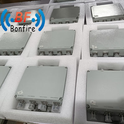 1710-2700MHz RF Low Pim Quadplexer Indoor Multiplexer Quad-Band Combiner 4,3-10 Weiblich