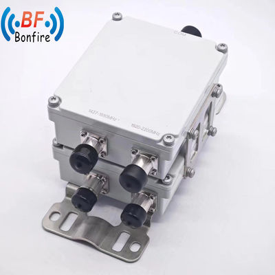 Innen-/Außen IP65 1710-2170MHz 2300-2690MHz HF-Signalleinheit Dual Band Duplexer Kombiner
