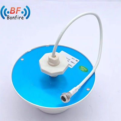 OEM/ODM 1710-2700 3300-4000MHz 3G Original Flat Patch Antenne RF Omni Patch Panel Antenne