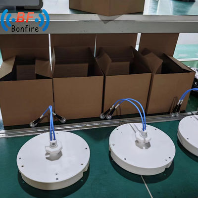 OEM/ODM 1710-2700 3300-4000MHz 3G Original Flat Patch Antenne RF Omni Patch Panel Antenne