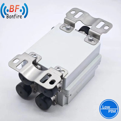 Low Pim RF Duplexer Dual-Band Combiner 1710-2170MHz 2300-2690MHz Kompakt und leistungsfähig