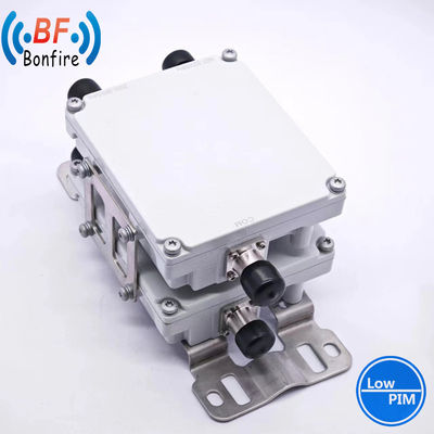 HLQ-XXXXX Dual Band Combiner Duplexer 1710-2170MHz 2300-2690MHz mit IP65-Schutz