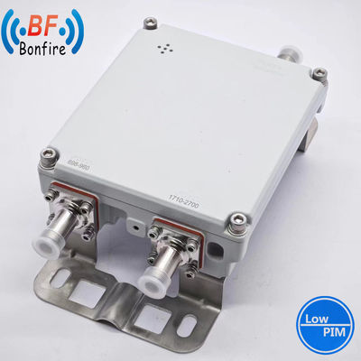 HLQ-XXXXX Dual Band Combiner Duplexer 1710-2170MHz 2300-2690MHz mit IP65-Schutz