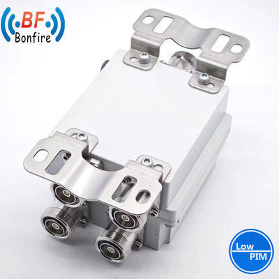 Grau 1710-2170MHz 2300-2690MHz HF Low Pim Cavity Duplexer Combiner N Weiblicher Typ für die Kommunikation