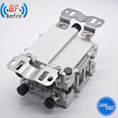 Grau 1710-2170MHz 2300-2690MHz HF Low Pim Cavity Duplexer Combiner N Weiblicher Typ für die Kommunikation