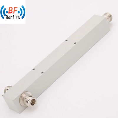 N-F-Schnittstelle GFQ-5060-21101 2-Wege-Impuls-Leistungsdivider für Innenlösung 5000-6000MHz