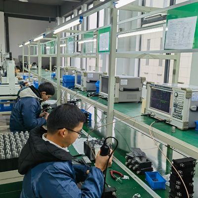 4.3-10 F Schnittstelle 698-4000 MHz Stromspalter für Gebäudetelekommunikationssysteme