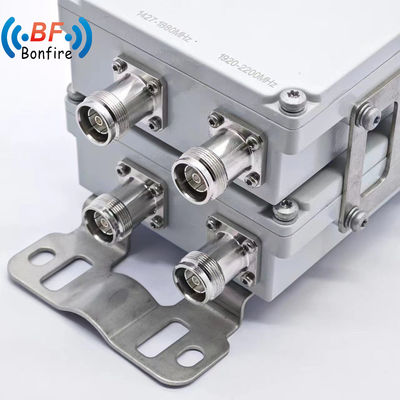 In-Building-Lösungen 100W UHF-Triplexer 698-960 1710-2170MHz N-Frau/BNC-Frau Schnittstelle