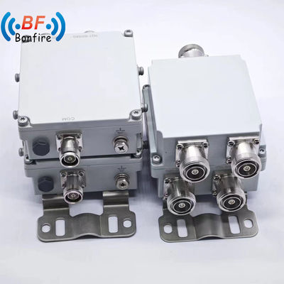 Direkt-Triplexer Diplexer-Kombinator 698-960 1710-2170 1920-2710 2300-2400 2500-2700 MHz