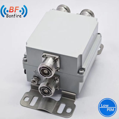 4.3-10f DIN-F Triplexer-HF-Kombinator 200W 2300-2400 2500-2700MHz mit N weiblichem Anschluss