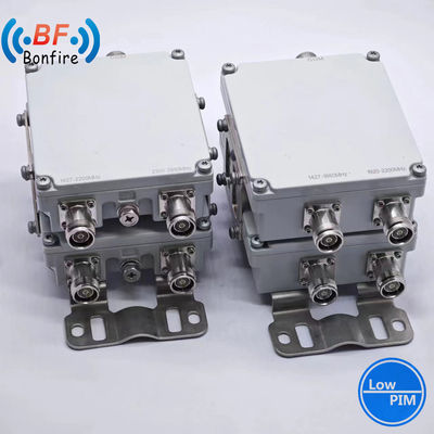 Personalisierter Low Pim -155dbc 2300-2400 2500-2700MHz Triplexer RF Diplexer Kombinator