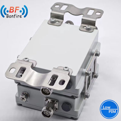 1.500 kg Paket Bruttogewicht 2300-2400MHz Triplexer RF Dual Band Combiner Diplexer