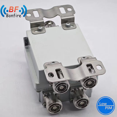 Triplexer RF Diplexer Outdoor Hexagon-Band-Kombinator mit weiblichem DIN-Anschluss -153dbc
