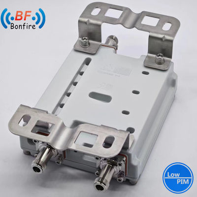2300-2400 2500-2700MHz Triplexer HF Diplexer HF Quadplexer Kombinator 200W N Weiblicher Stecker für die öffentliche Sicherheit