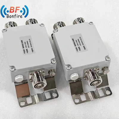 1710-1880 1920-2170 2300-2400 2500-2700MHz Low Pim -155dbc RF Penta-Band-Kombinator mit DIN-Frauen