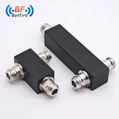 Kundenspezifischer 5g Power Splitter Combiner 617-4000MHz RF Power Divider für Gebäude-Das