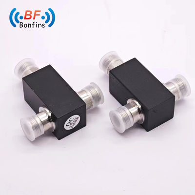 Kundenspezifischer 5g Power Splitter Combiner 617-4000MHz RF Power Divider für Gebäude-Das