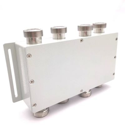 4 in 4 aus 698-4000MHz DIN-F mit 2.000kg Gesamtgewicht