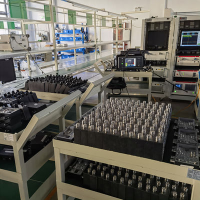 2 in 2 aus Mikrowellen-Hybrid-Kombinator für DAS 617-3800MHz Paket Bruttogewicht 0,350kg