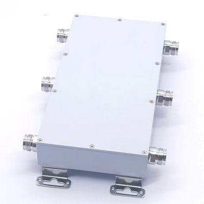 HCXXXXXXX 698-3800MHz 100W 3 in 3 Out Indoor Hybrid Coupler NF für die Signalverteilung