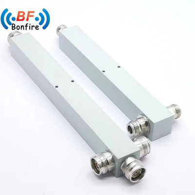 50W 698-3800MHz 2-Wege-Leistungssplitter-Leistungssplitter N-Frauen-Anschluss für das öffentliche Sicherheitssystem Ibs