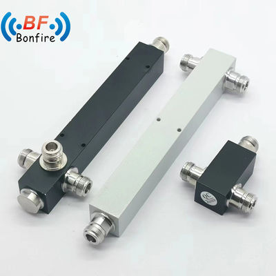 2Way Power Splitter Power Divider 698-3800MHz SMA Weibliche Schnittstellenart Referenz Fo