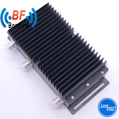 Grau 698-3800MHz 3dB Hybrid-Kopplung 4,3-10 weiblich 4 in 4 aus Kombinator IP65 -160dbc