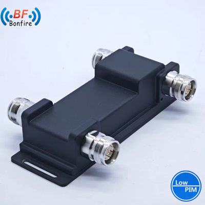 HF-Hybridkombinator 698-3800MHz N Weiblicher Typ Paketgröße 12,00cm * 7,00cm * 4,00cm