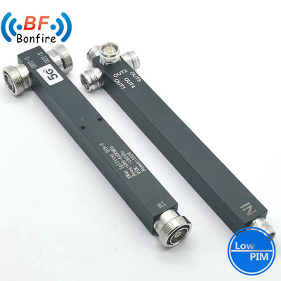 50W N Weiblicher Stromspalter 4weg RF-Teiler für Telekommunikationssysteme IP65 -153dbc