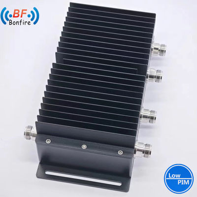 DQ-XXXXXX 698-4000MHz Breitband-RF 4X4 Hybrid-Kombinator Matrix Hybrid-Kopplung Schwarz Rot