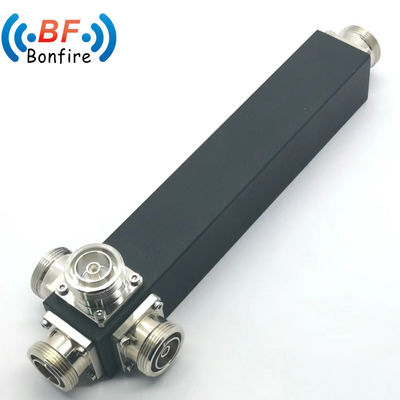 Paket Bruttogewicht 0,510kg 350-3800MHz 2-Wege-Hohlraum-Stromsplitter mit niedrigem Pim -161dbc