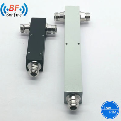 300W 3-Wege 698-4000MHz 50ohm 7/16 weibliche HF-Hohlraum-Leistungssplitter-Leistungsspalter geeignet