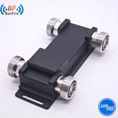 2X2 Low Pim Hybrid-Kopplung 4,3-10 weiblich für IP65-Netzwerkbedürfnisse im Freien