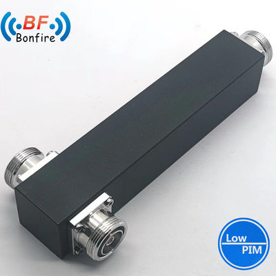 GFQ-XXXXXX 4-Wege-Reaktionsstromsplitter 698-3800MHz Innen-/Außen IP65 300W Niedrig Pim