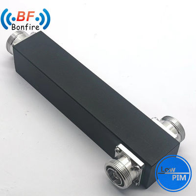 GFQ-XXXXXX 4-Wege-Reaktionsstromsplitter 698-3800MHz Innen-/Außen IP65 300W Niedrig Pim