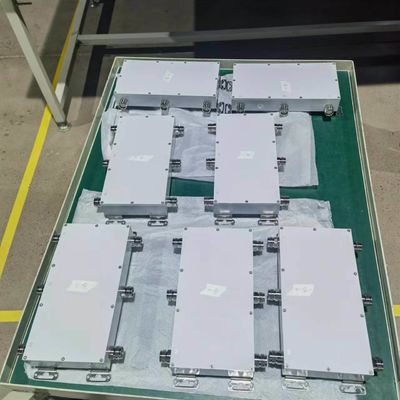698-3800MHz Low Pim Low Vswr 3X3 RF Hybrid-Kombinator mit N DIN 4.3-10-Anschluss