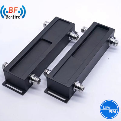 2 in 2 aus HF-Hybrid-Kombinator 698-4000MHz N Weiblicher Stecker Paket Bruttogewicht 0,780kg