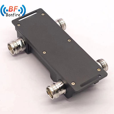 3dB / Kombinator 617-3800MHz N Weiblicher Typ VHF UHF 2 in 2 aus Hybridkopplungsoberfläche N-F