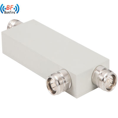 555-6000MHz 13/15/20dB 30dB HF-Richtungskopplung Hohlraumkopplung Niedrig-Pim für 0,200kg
