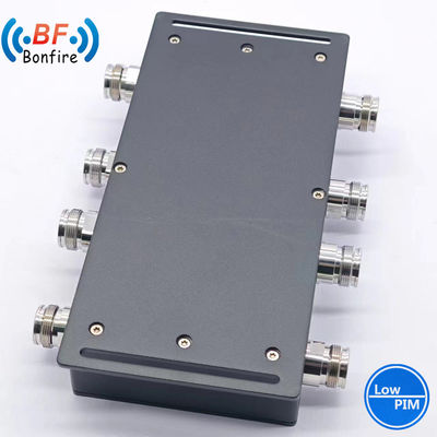 Grauer DQ-XXXXX 4 in 4 aus Hybrid-Kombinator mit angepassten Parametern 617-3800MHz -161dbc