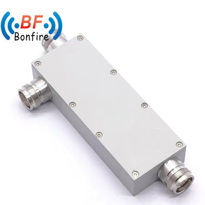 300 W Low Pim Loss RF Kavität Richtkopplung 698MHz-3800MHz 12 dB Kopplungsgrad
