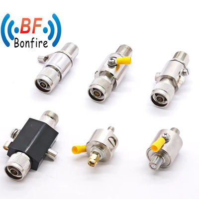 Grauer RF-Koaxial 3G N Männlicher bis RP-SMA-Steckverbinder N bis RP-SMA-Kabel Blitzhalter Überspannungsschutzhalter