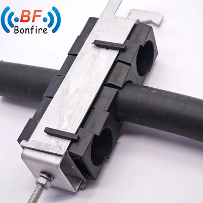 Verbessern Sie das Kabelmanagement mit KXK-XXXXX Single Stack 1-5/8&quot; Koaxialkabel-Zuführklemmen