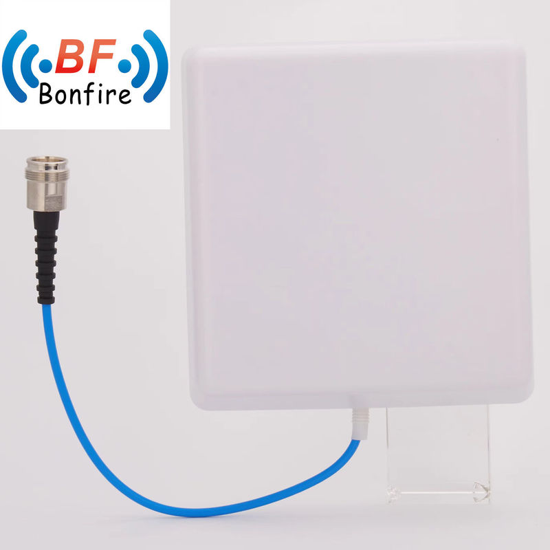 Siso Indoor Directional Panel Antenne 698-4000MHz 4.3-10 F mit Richtungsdesign