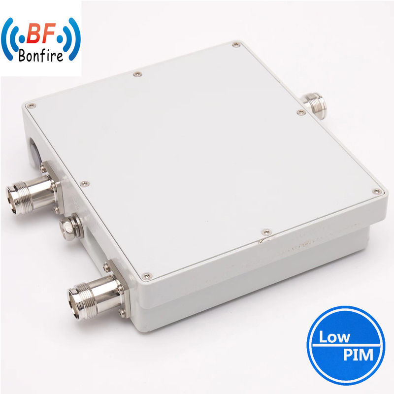 RF 300W N-Frau 900/1800MHz Diplexer Passivkombinator mit 4,3-10 F/DIN-F Schnittstelle